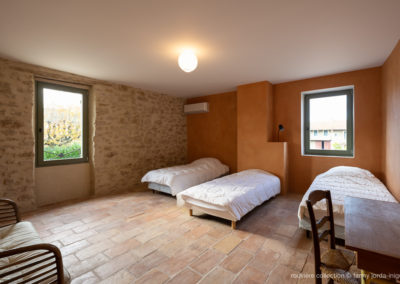 chambre dortoir sol en parefeuilles Rouviere Construction