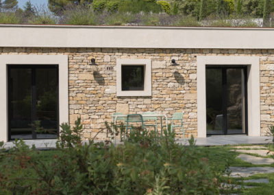 façade habillage pierres Uzès - Rouviere Construction